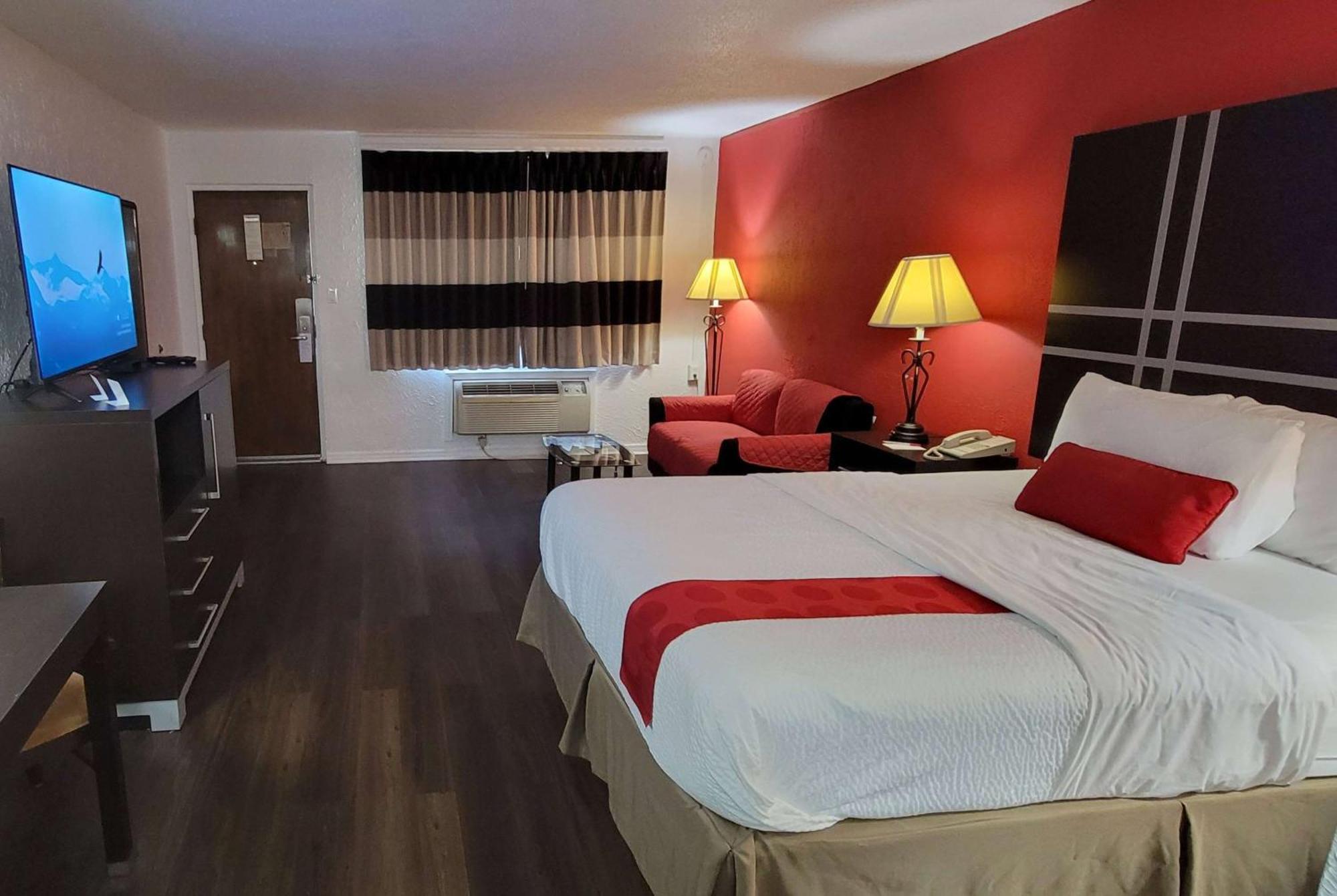 Ramada By Wyndham Mountain Home Buitenkant foto