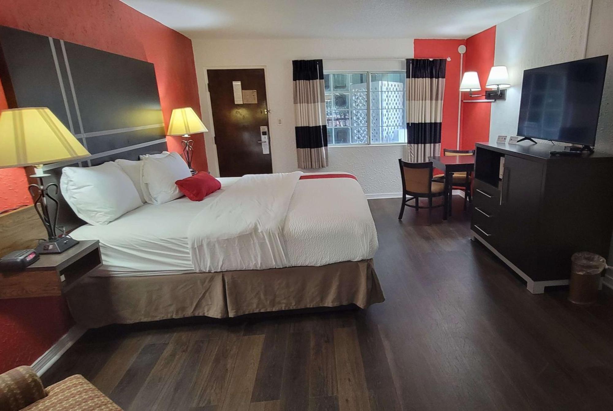 Ramada By Wyndham Mountain Home Buitenkant foto