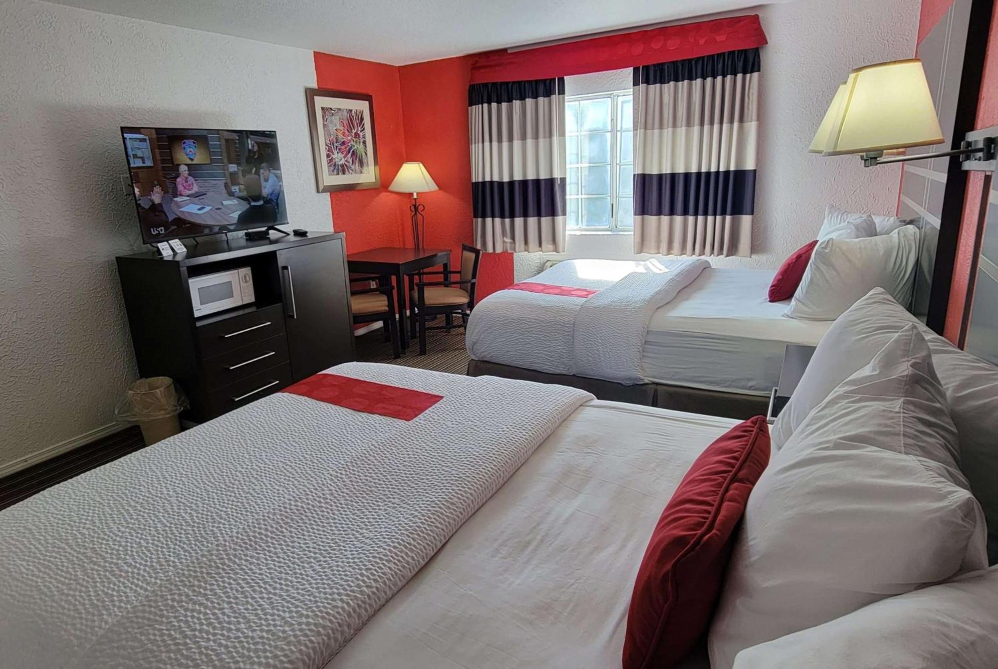 Ramada By Wyndham Mountain Home Buitenkant foto