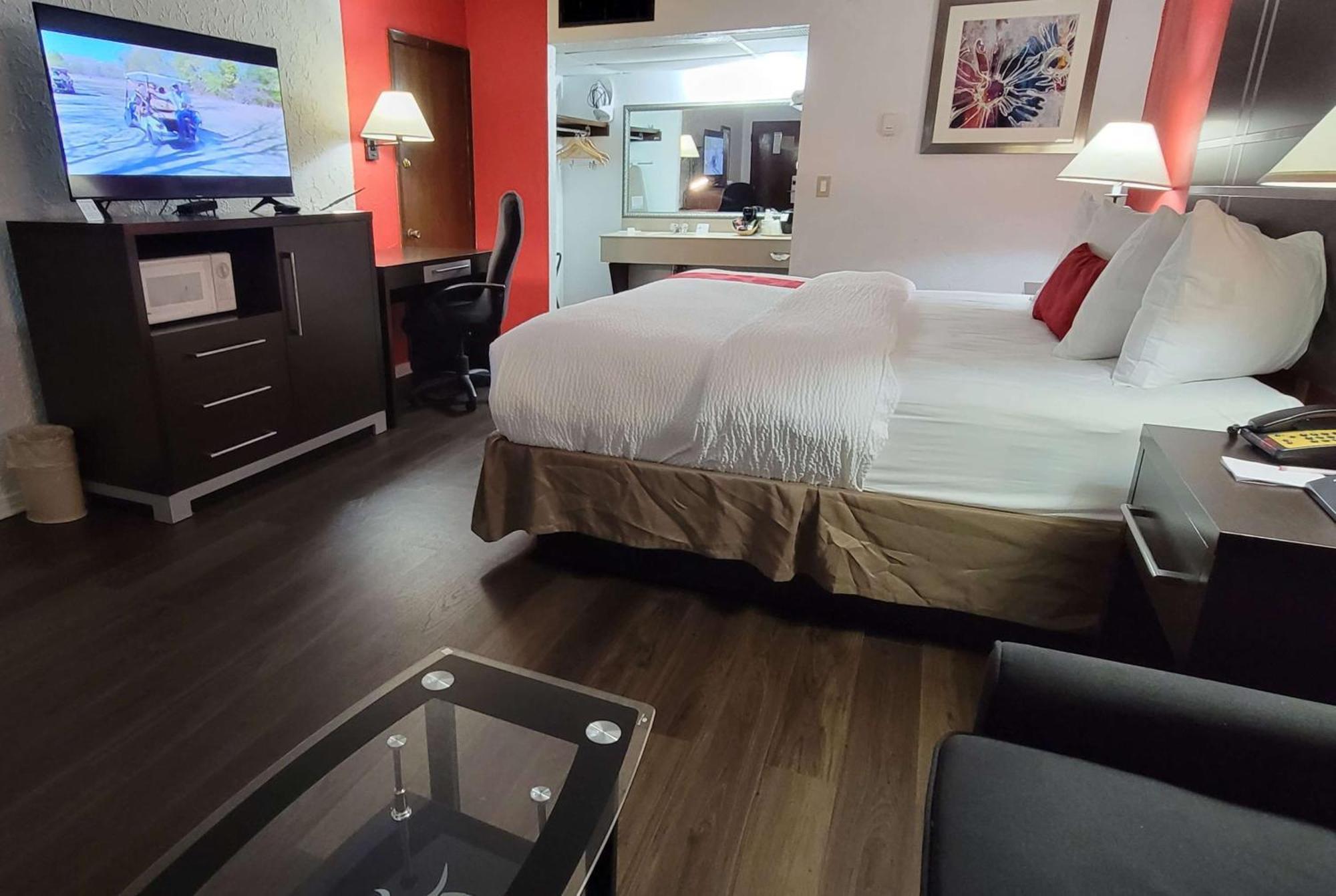 Ramada By Wyndham Mountain Home Buitenkant foto