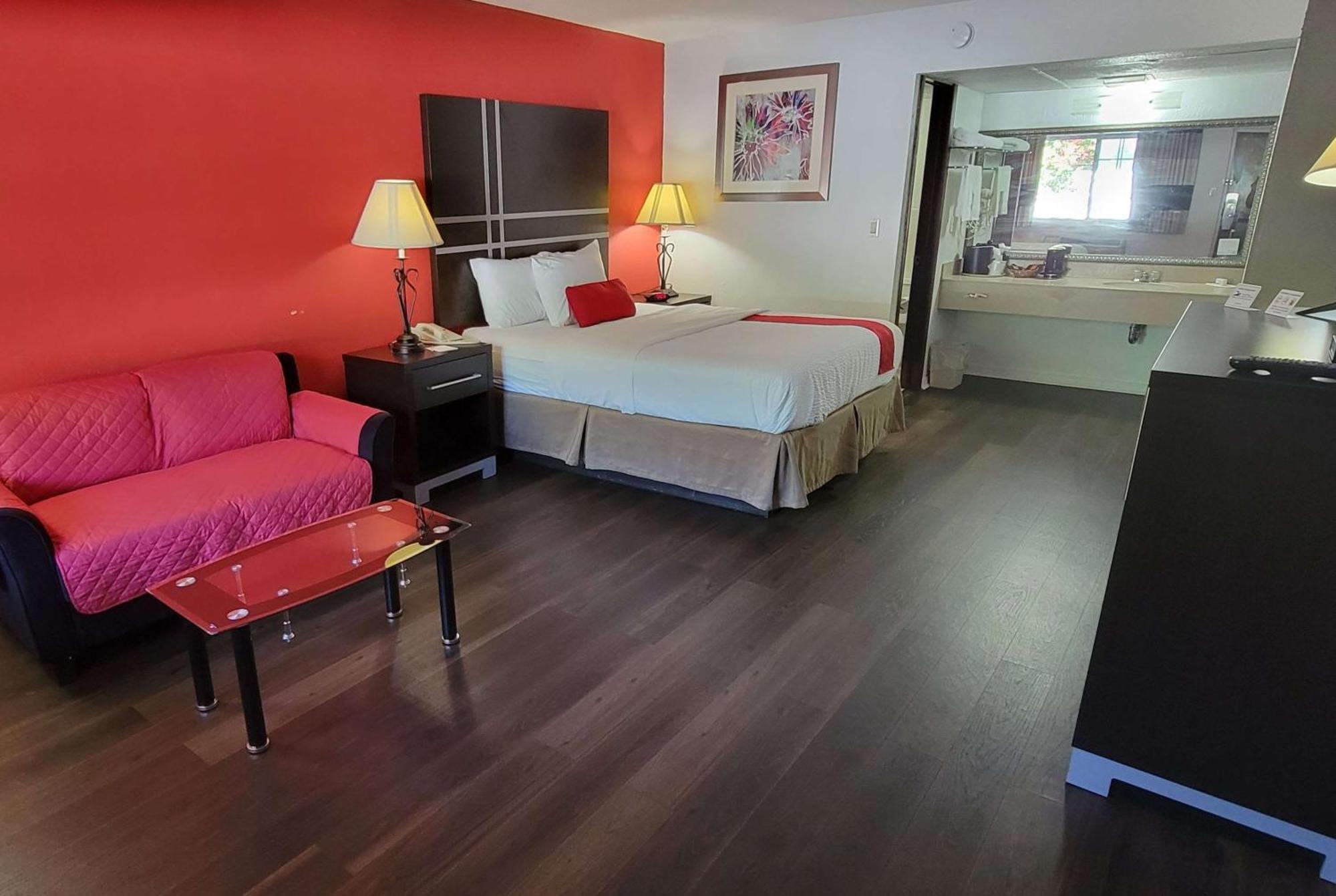 Ramada By Wyndham Mountain Home Buitenkant foto
